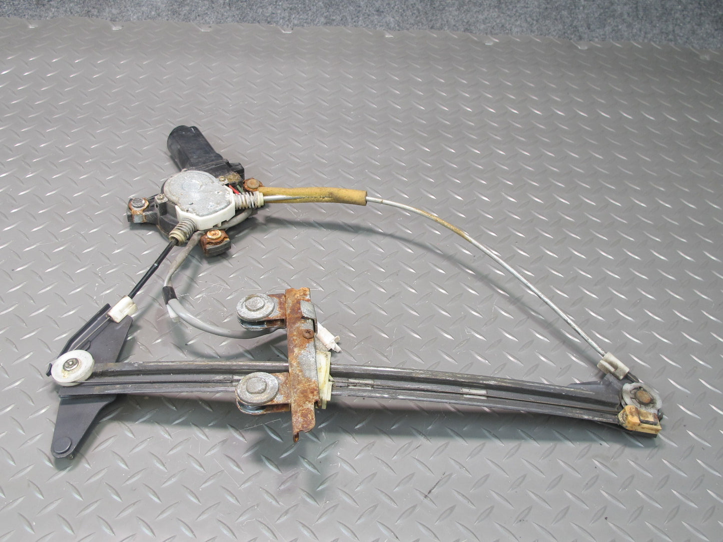95-00 Lexus UZZ30L SC400 SC300 Right Passenger Door Window Regulator w Motor OEM