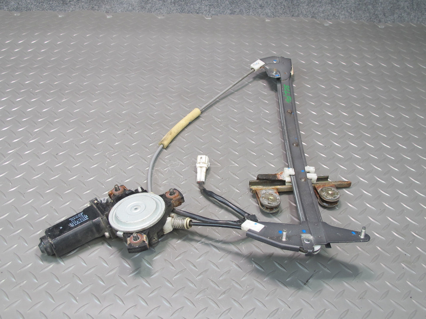 95-00 Lexus UZZ30L SC400 SC300 Left Driver Door Window Regulator w Motor OEM