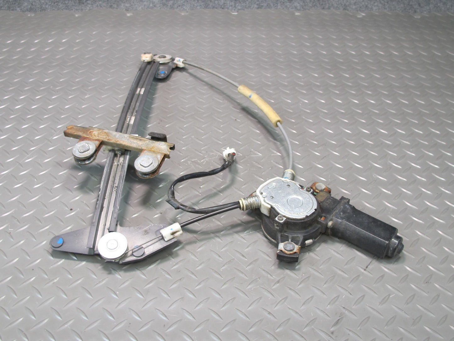 95-00 Lexus UZZ30L SC400 SC300 Left Driver Door Window Regulator w Motor OEM