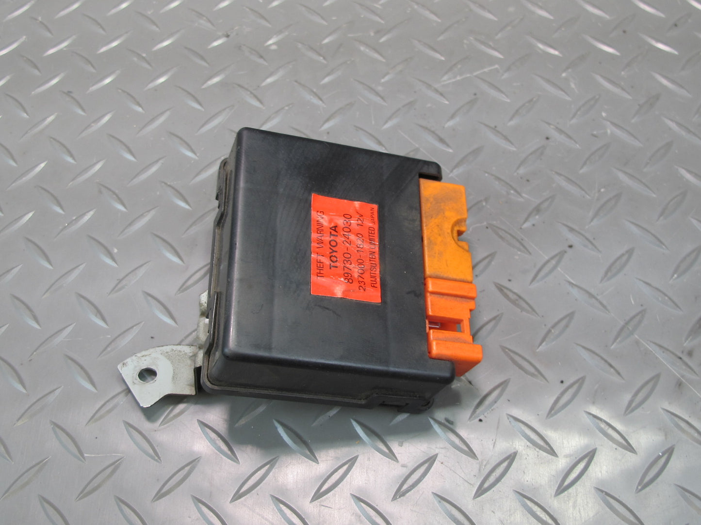 98-00 Lexus UZZ30L SC400 SC300 Anti Theft Warning Locking Control Module OEM