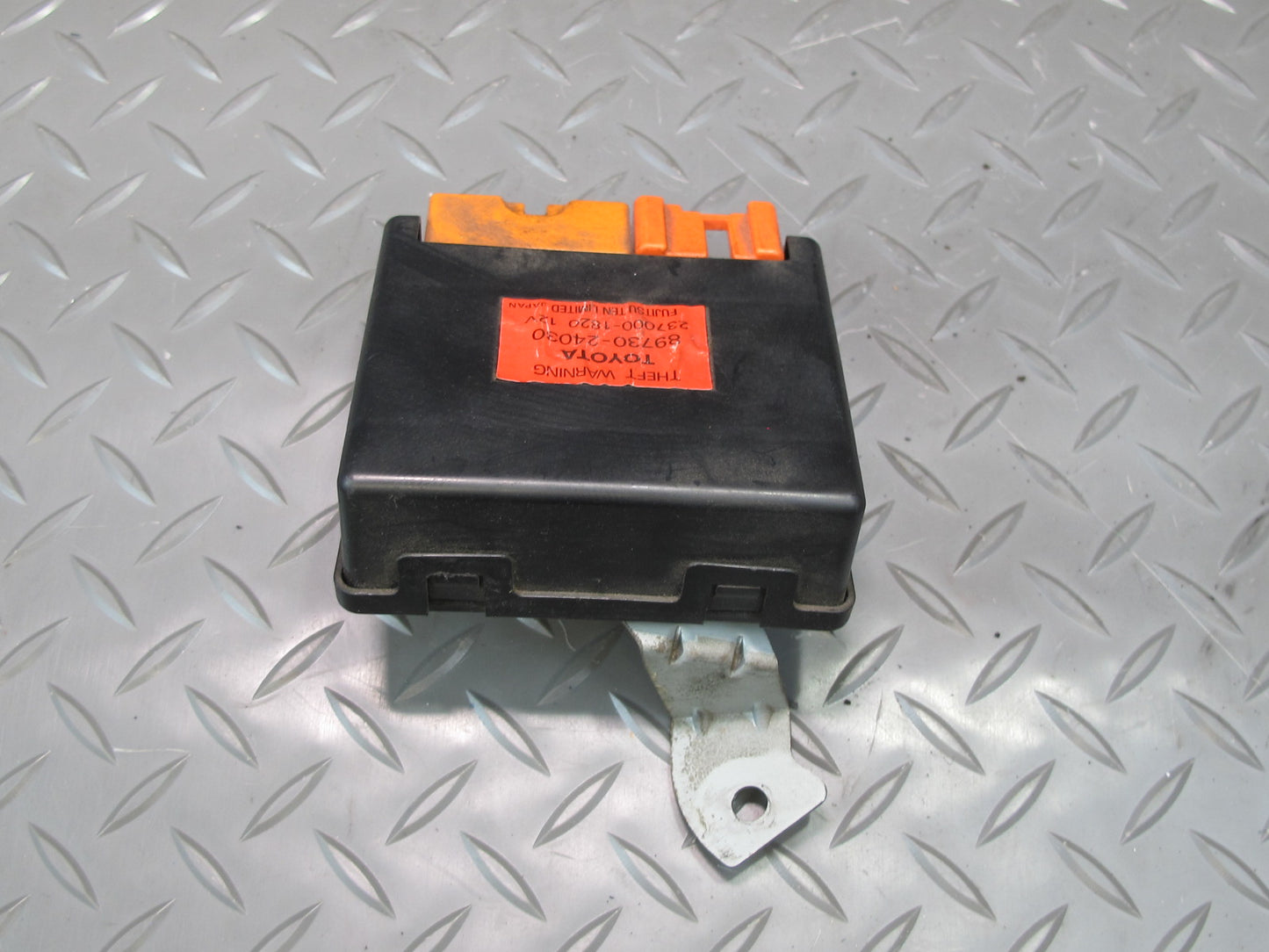 98-00 Lexus UZZ30L SC400 SC300 Anti Theft Warning Locking Control Module OEM