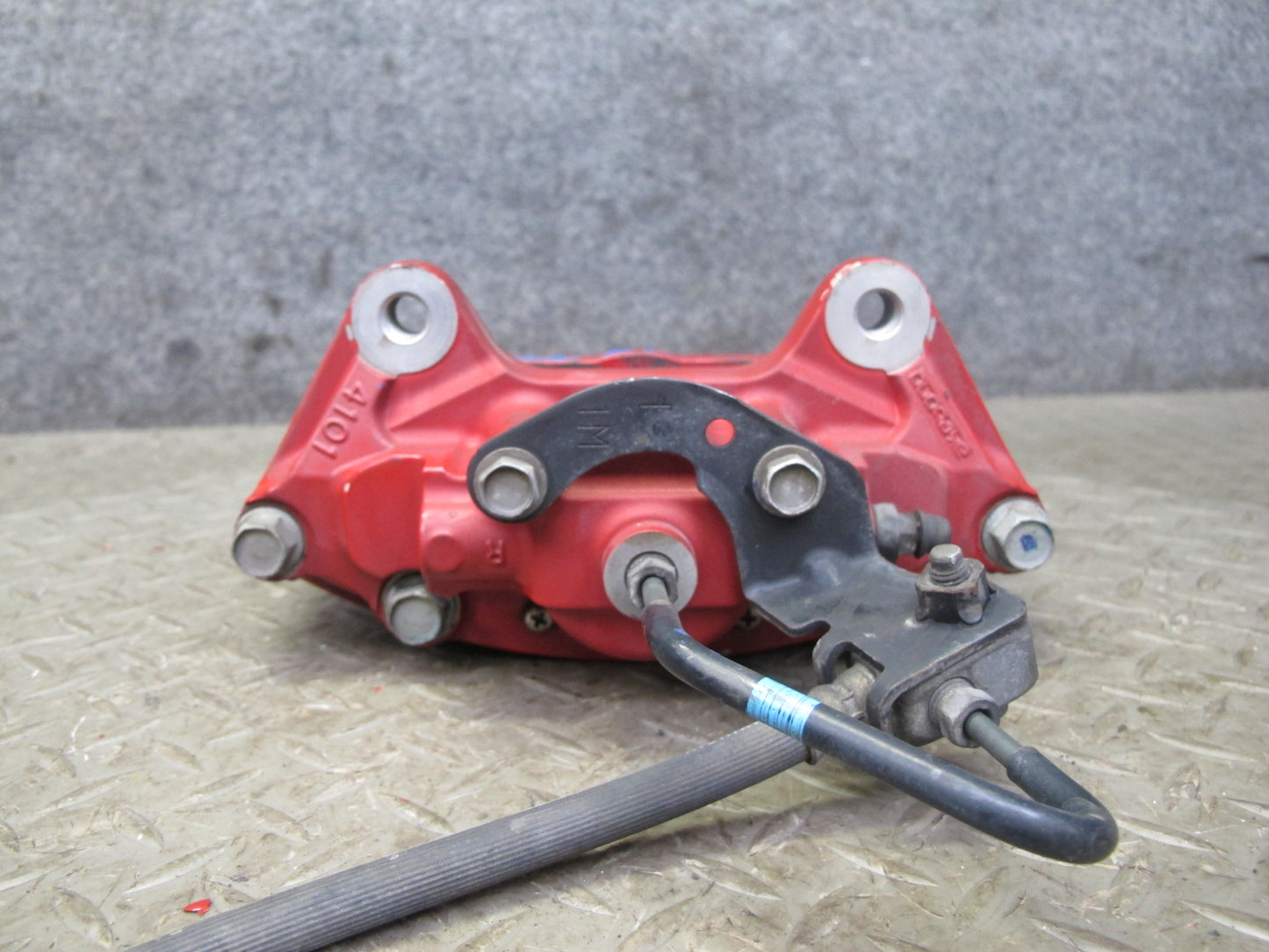 10-20 Nissan Z34 370Z Rear Left & Right Sport Brake Caliper Set Akebono 98K OEM