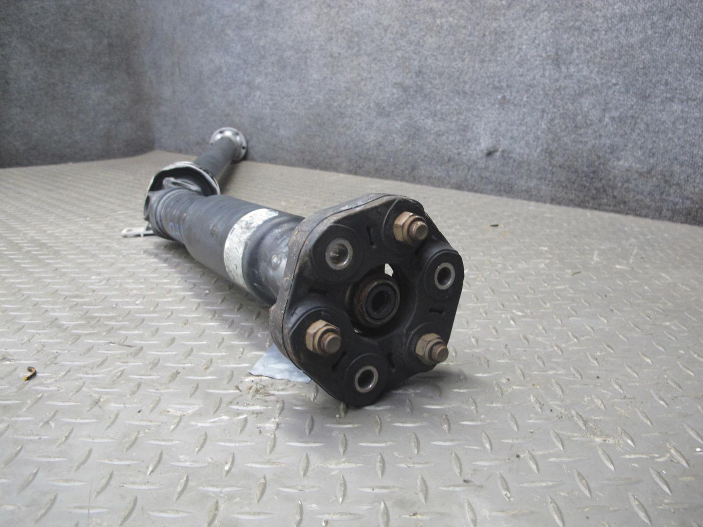 01-03 BMW E46 330i 330Ci RWD A/T Auto Transmission Driveshaft Drive Shaft OEM