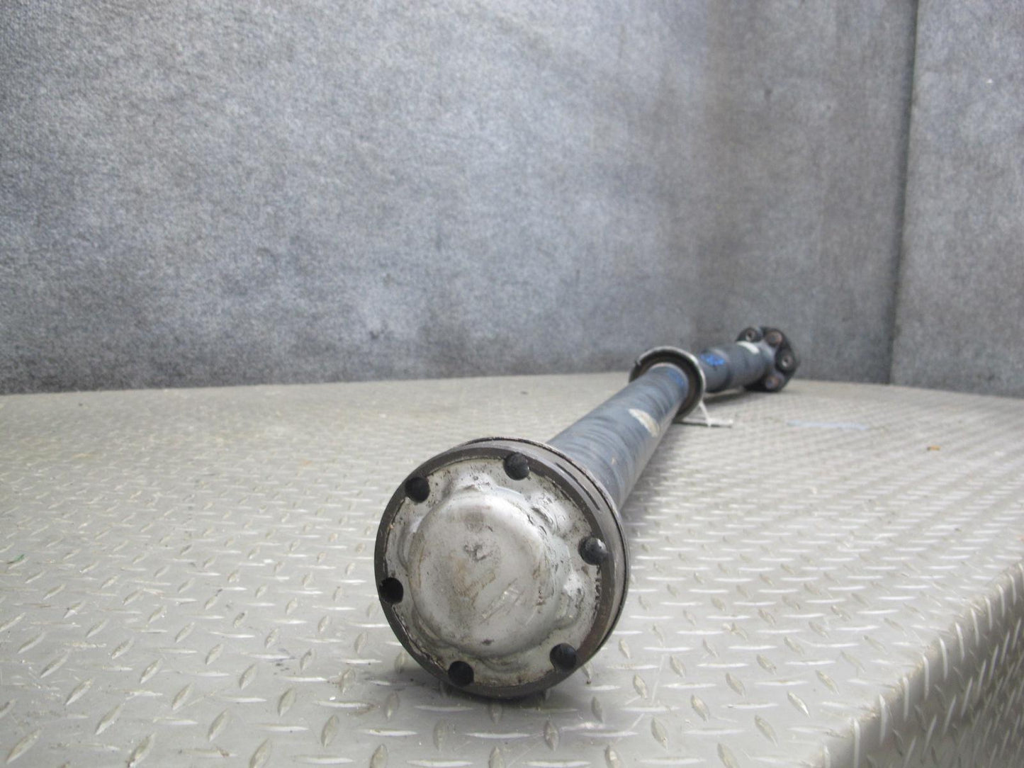 01-03 BMW E46 330i 330Ci RWD A/T Auto Transmission Driveshaft Drive Shaft OEM