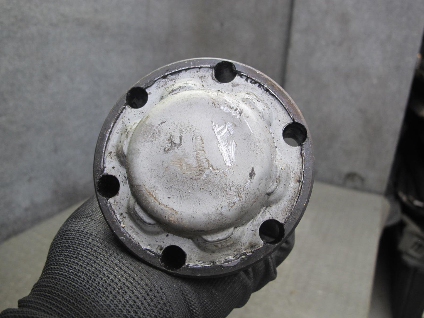 01-03 BMW E46 330i 330Ci RWD A/T Auto Transmission Driveshaft Drive Shaft OEM