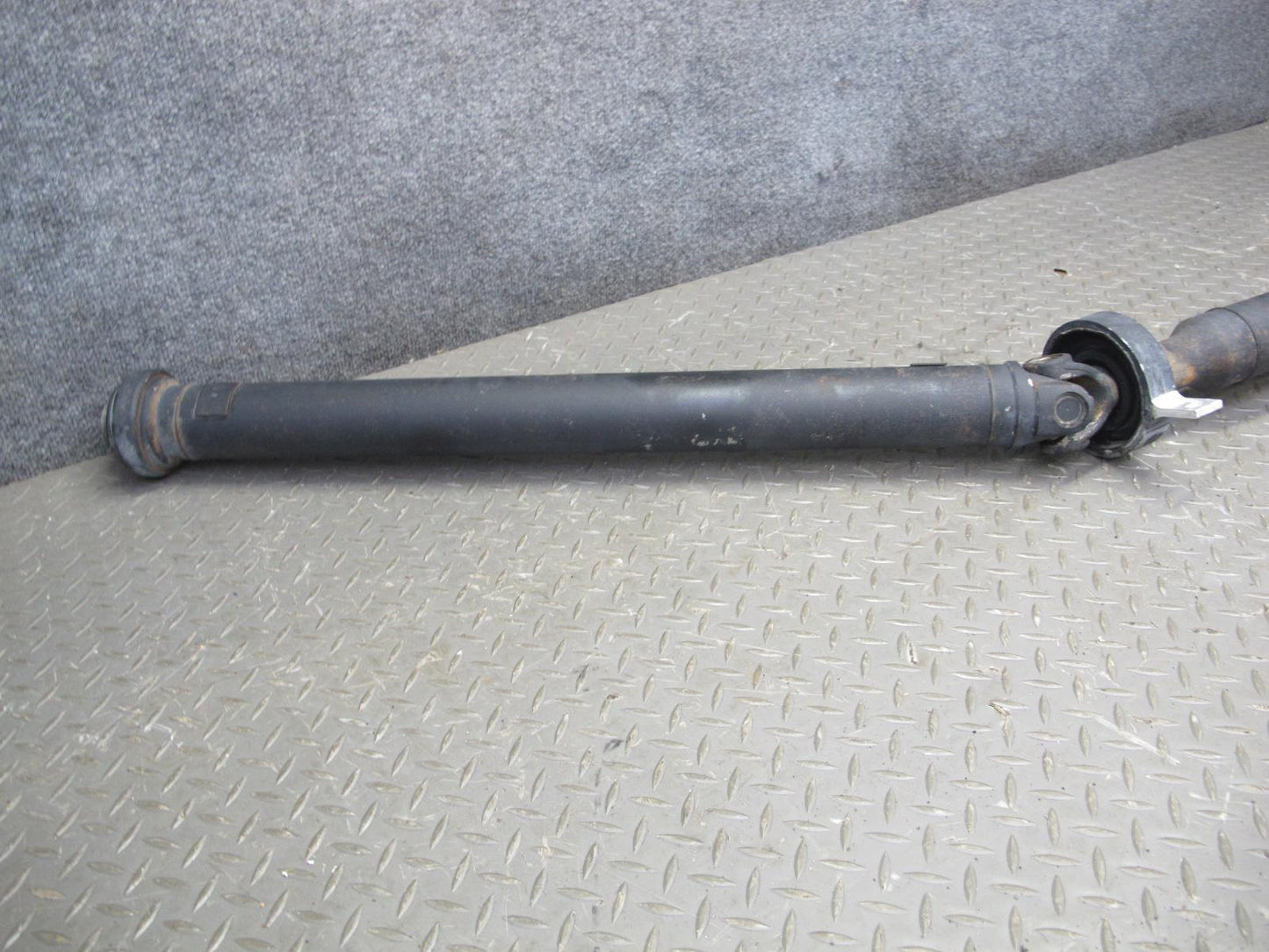 08-10 BMW E82 E88 135i N54 RWD A/T Auto Transmission Driveshaft Drive Shaft OEM