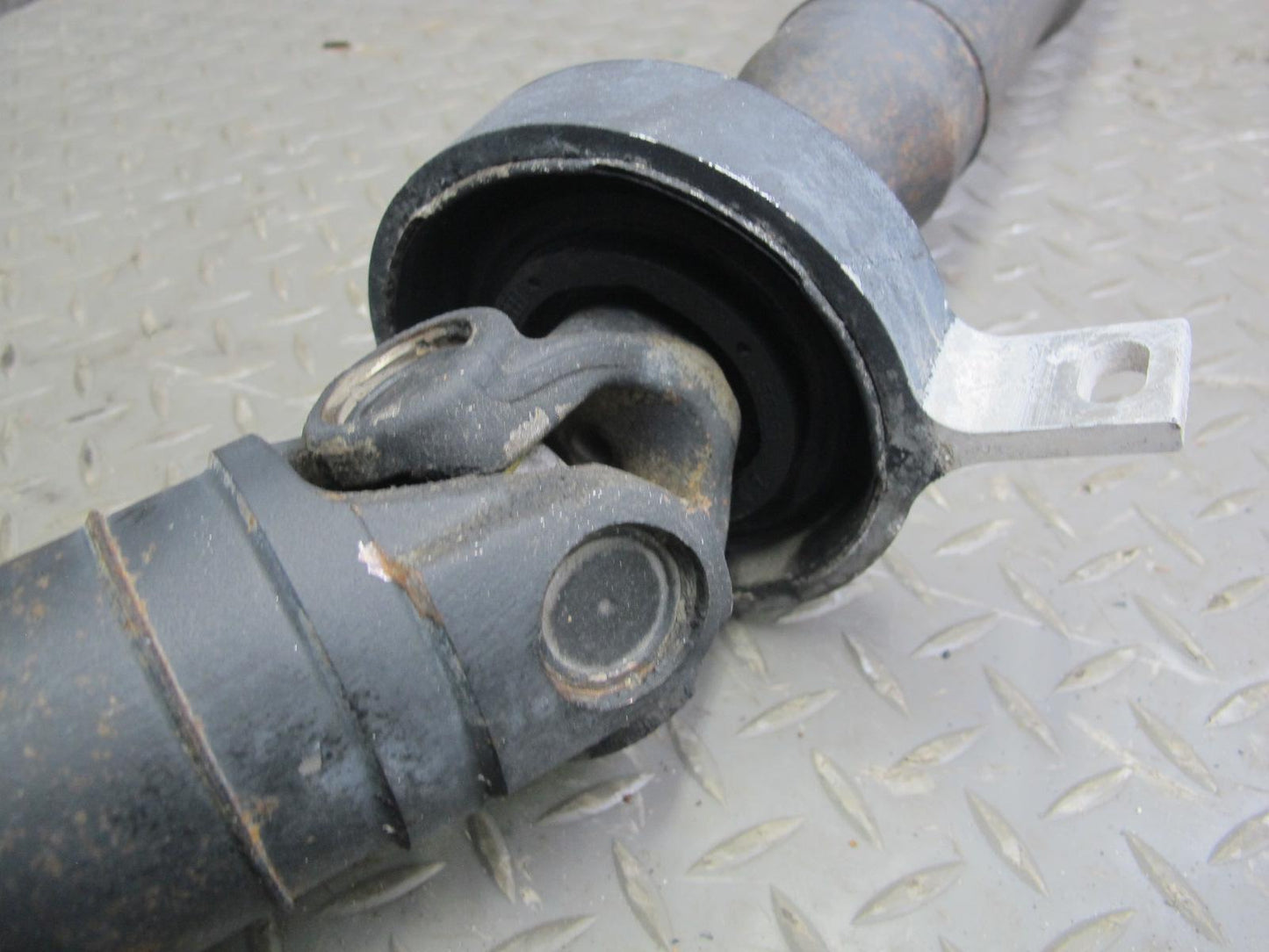 08-10 BMW E82 E88 135i N54 RWD A/T Auto Transmission Driveshaft Drive Shaft OEM