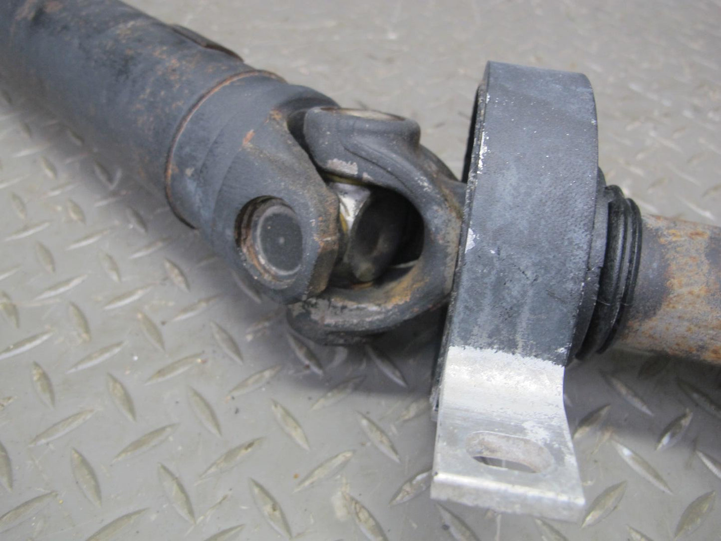 08-10 BMW E82 E88 135i N54 RWD A/T Auto Transmission Driveshaft Drive Shaft OEM