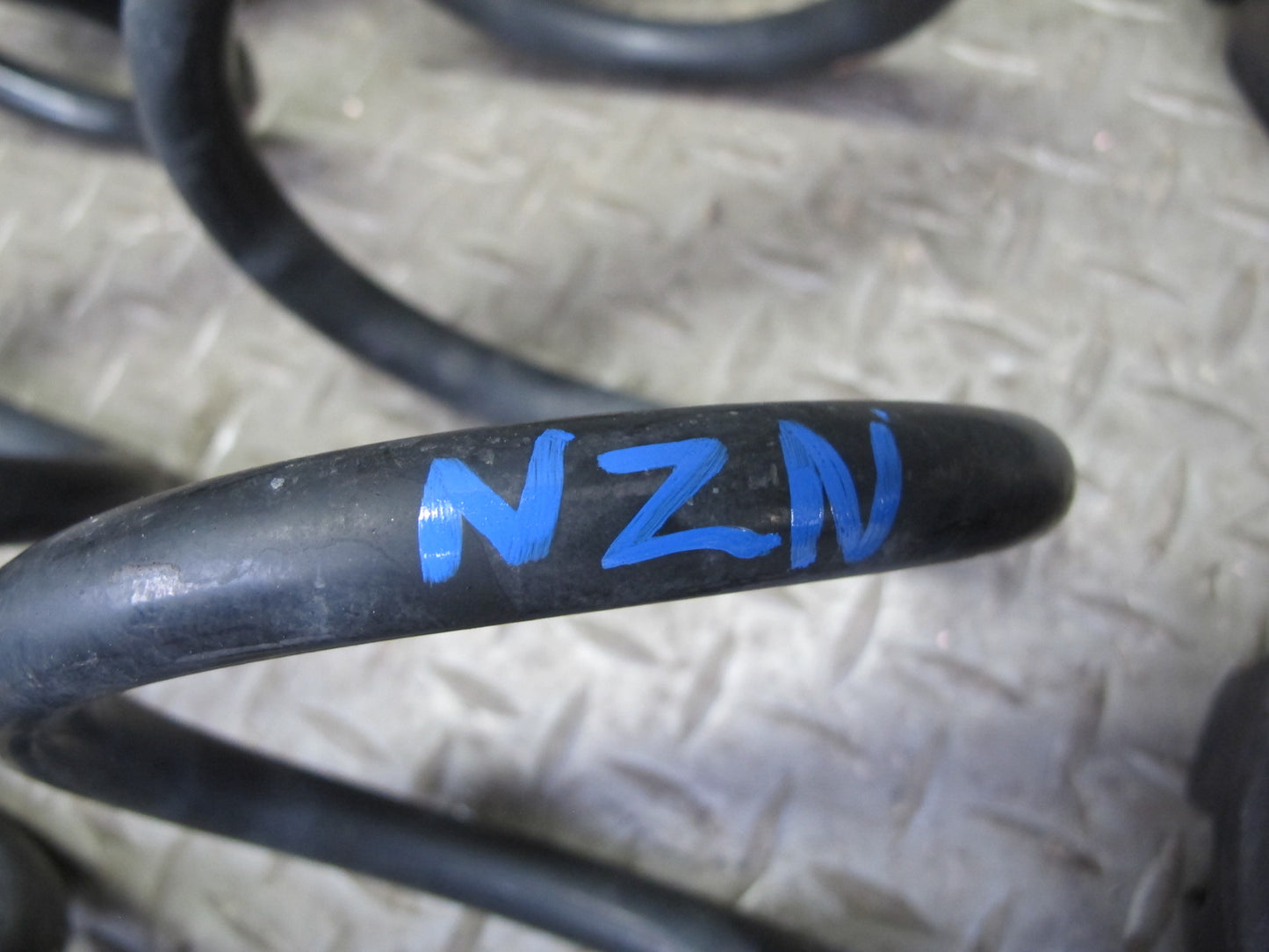 10-14 Nissan Z34 370Z Coupe Set of 2 Rear Suspension Coil Spring w Bushings OEM