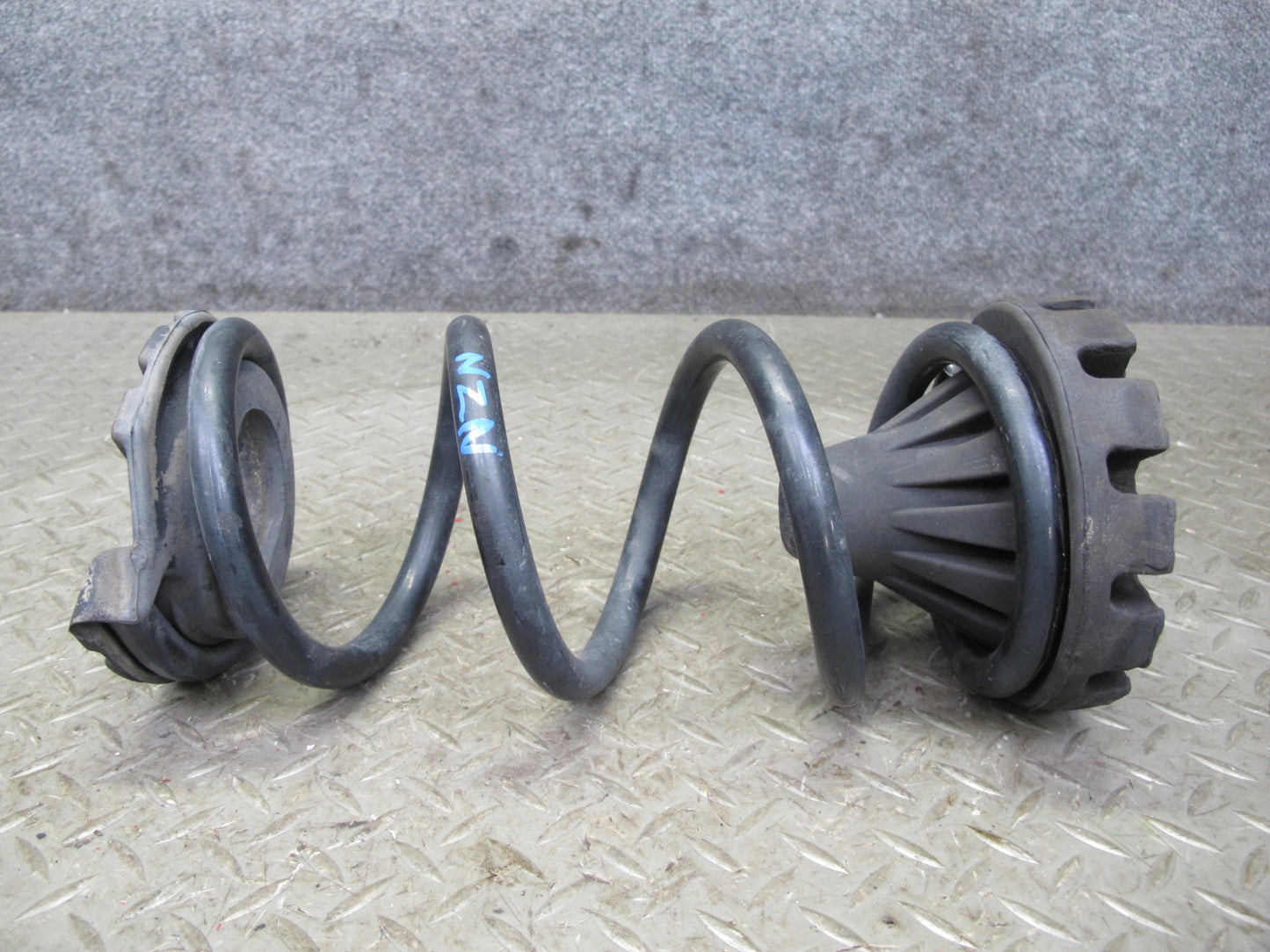 10-14 Nissan Z34 370Z Coupe Set of 2 Rear Suspension Coil Spring w Bushings OEM