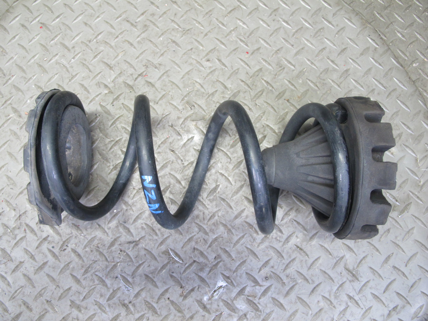 10-14 Nissan Z34 370Z Coupe Set of 2 Rear Suspension Coil Spring w Bushings OEM