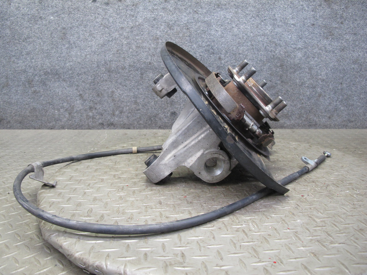 13-14 Nissan 370Z Z34 Rear Left Spindle Knuckle Wheel Hub Bearing 98K Miles OEM