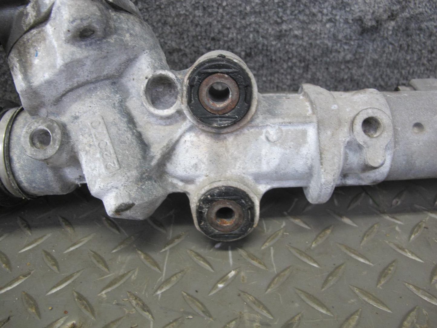 96-00 Toyota MARK2 JZX100 Tourer Power Steering Rack & Pinion 37k Miles OEM