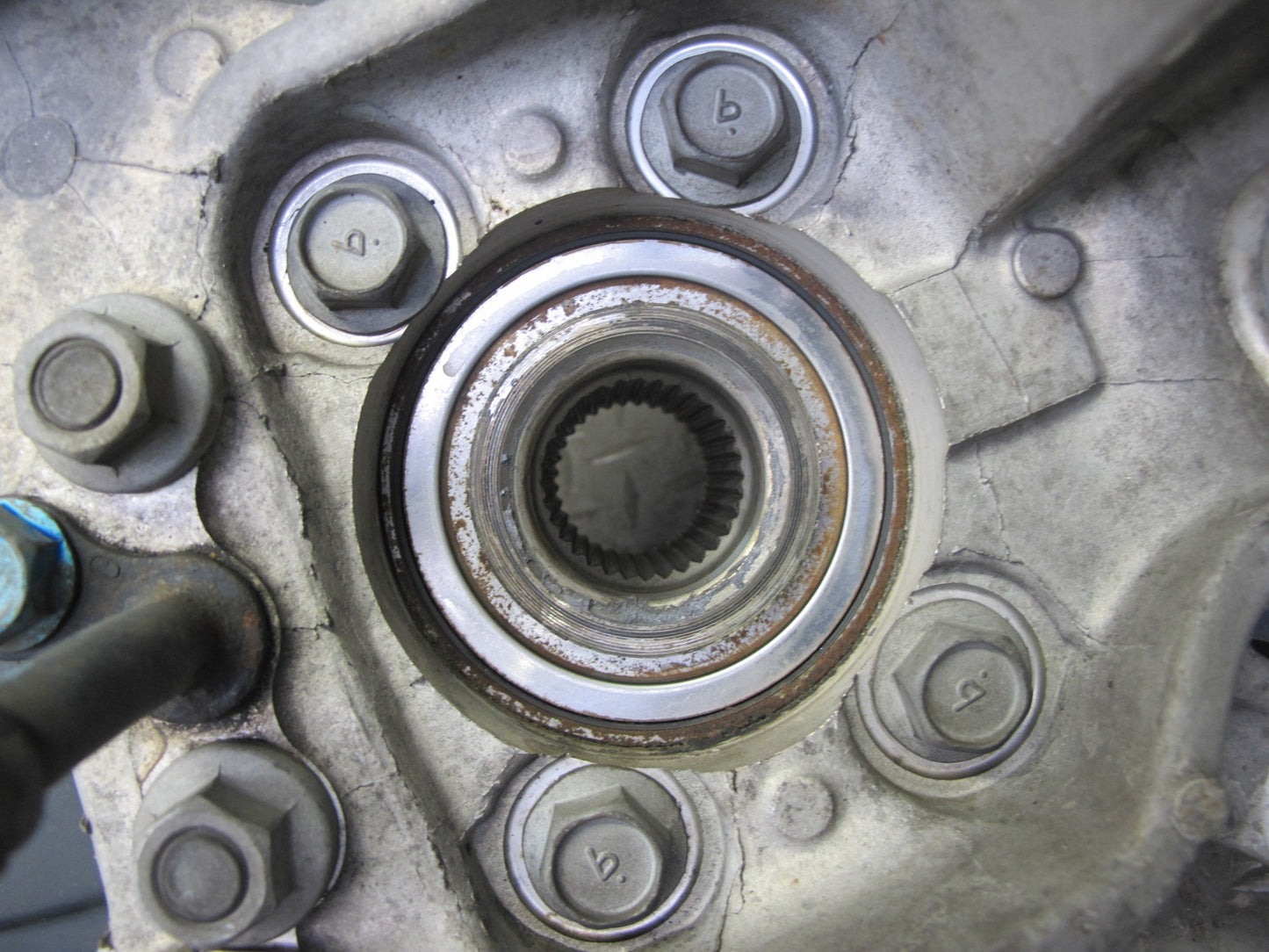 13-14 Nissan 370Z Z34 Rear Left Spindle Knuckle Wheel Hub Bearing 98K Miles OEM