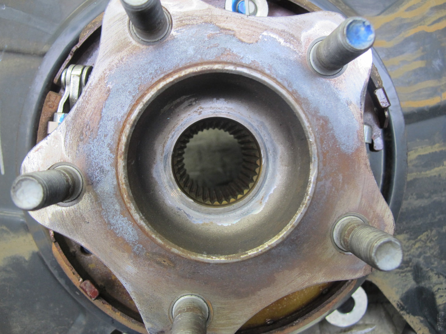 13-14 Nissan Z34 370Z Rear Right Spindle Knuckle Wheel Hub Bearing 98K Miles OEM