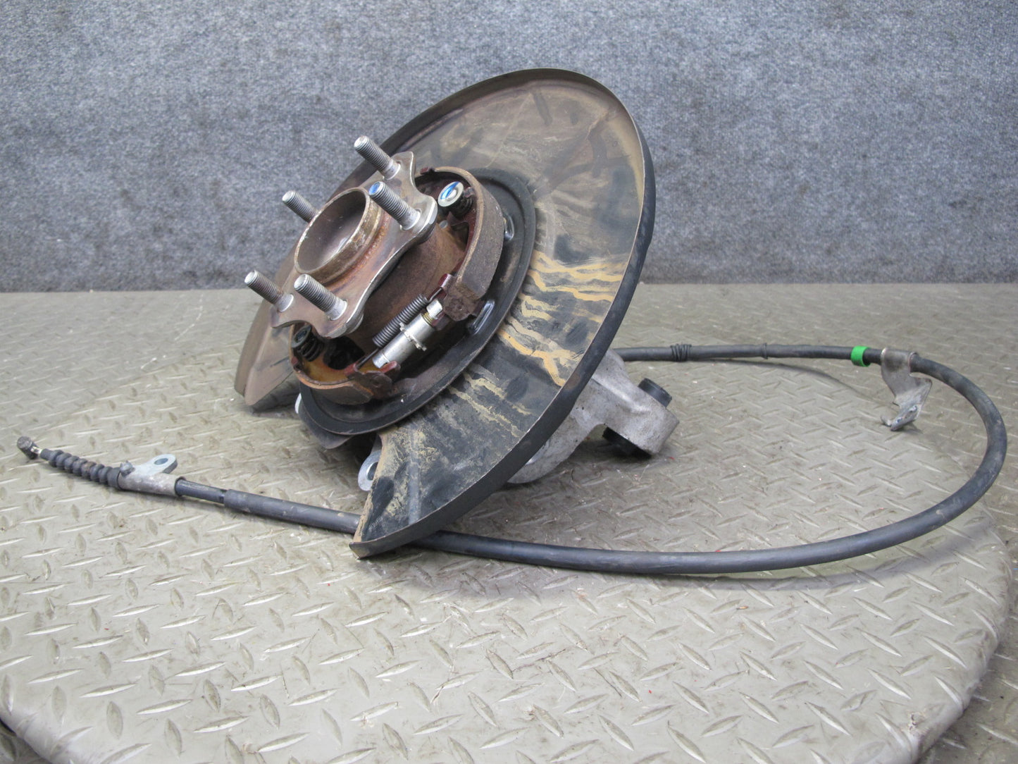 13-14 Nissan Z34 370Z Rear Right Spindle Knuckle Wheel Hub Bearing 98K Miles OEM