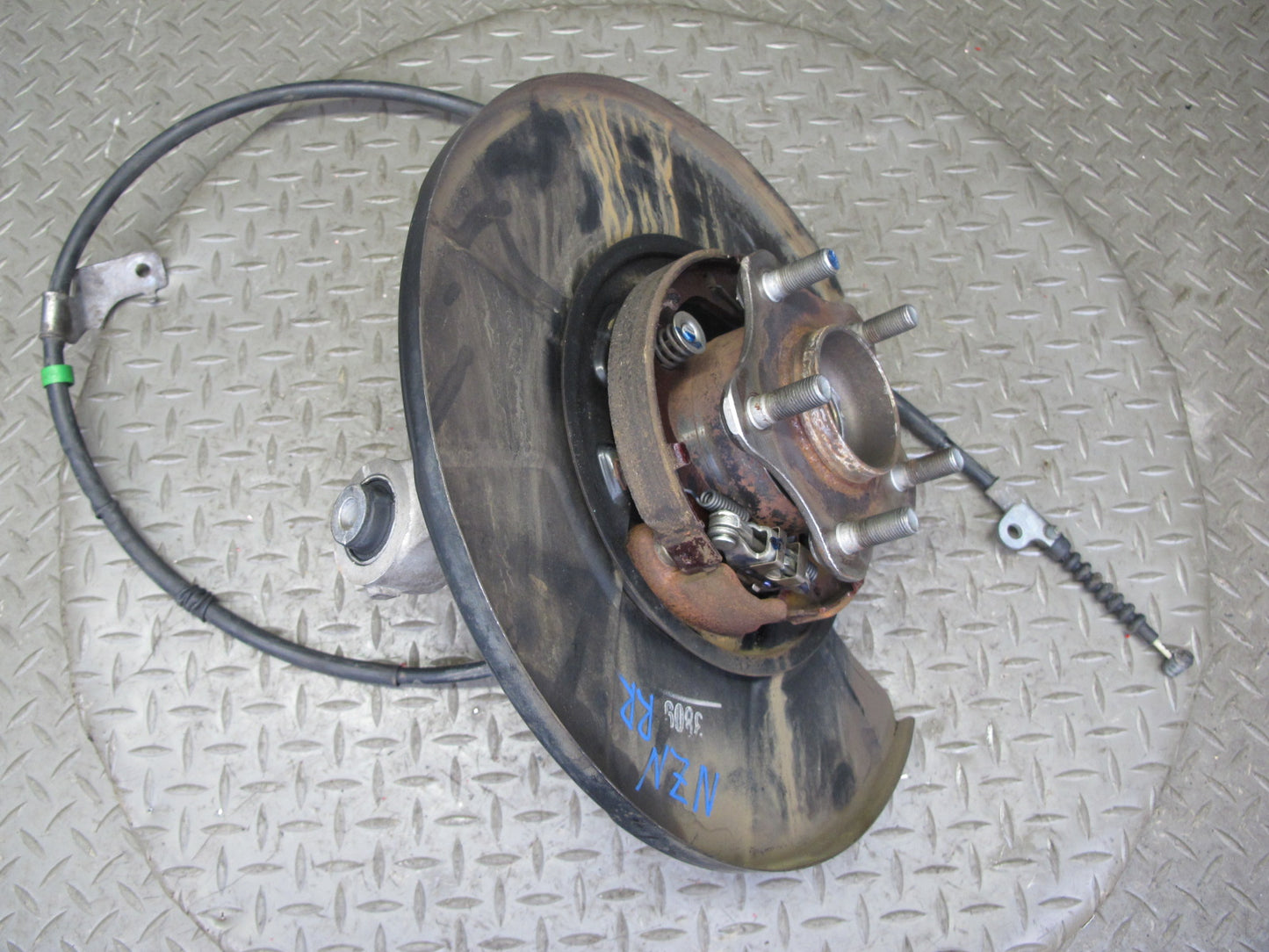 13-14 Nissan Z34 370Z Rear Right Spindle Knuckle Wheel Hub Bearing 98K Miles OEM