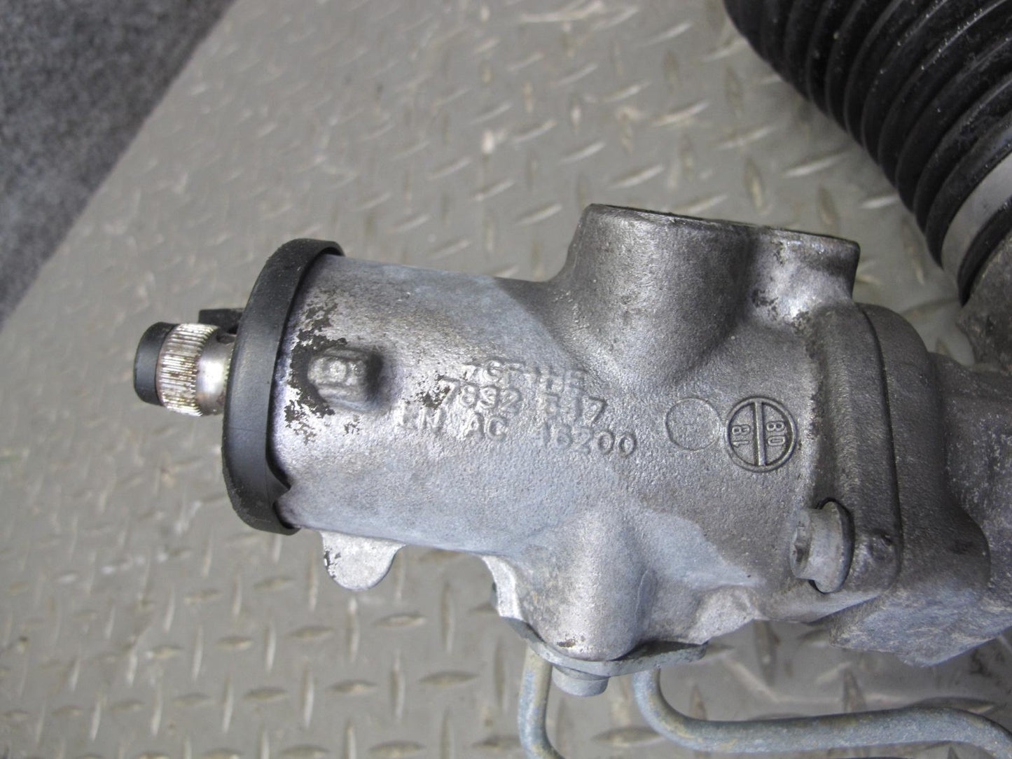 08-13 BMW E82 E88 135i RWD L5 Power Steering Rack & Pinion Gear 6777459 OEM