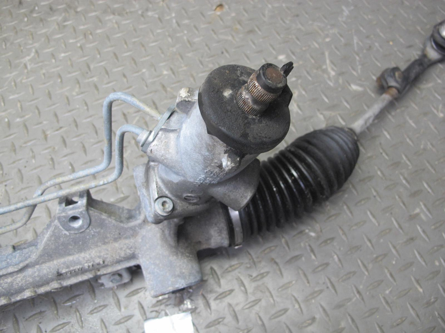 08-13 BMW E82 E88 135i RWD L5 Power Steering Rack & Pinion Gear 6777459 OEM