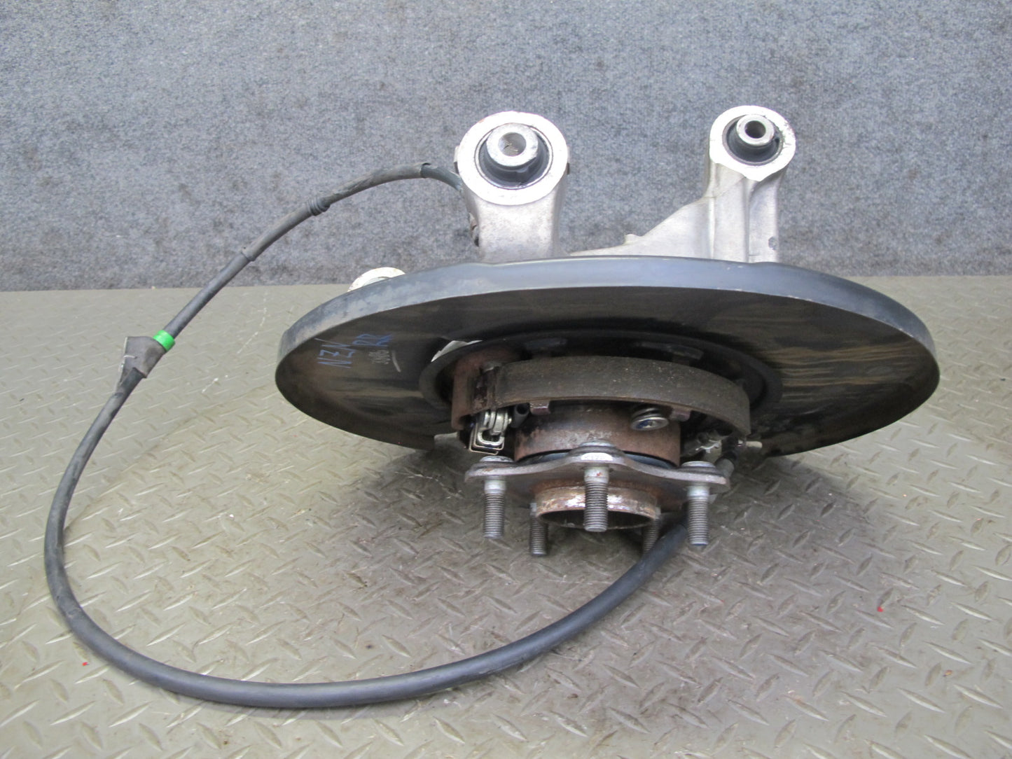 13-14 Nissan Z34 370Z Rear Right Spindle Knuckle Wheel Hub Bearing 98K Miles OEM