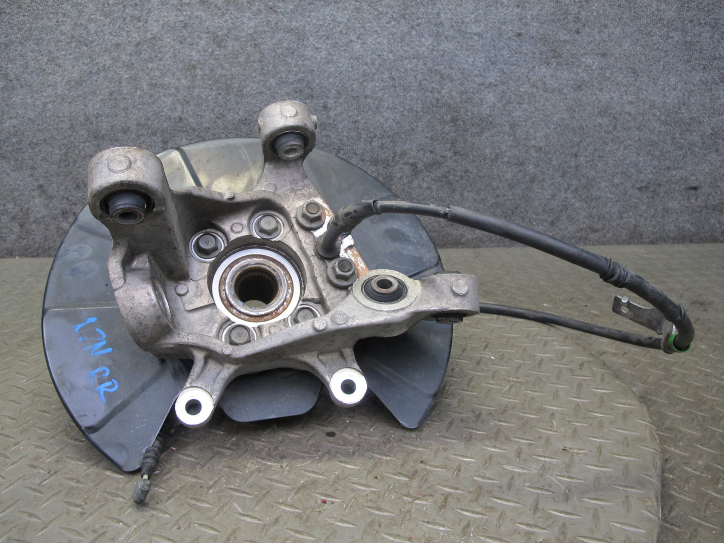 13-14 Nissan Z34 370Z Rear Right Spindle Knuckle Wheel Hub Bearing 98K Miles OEM