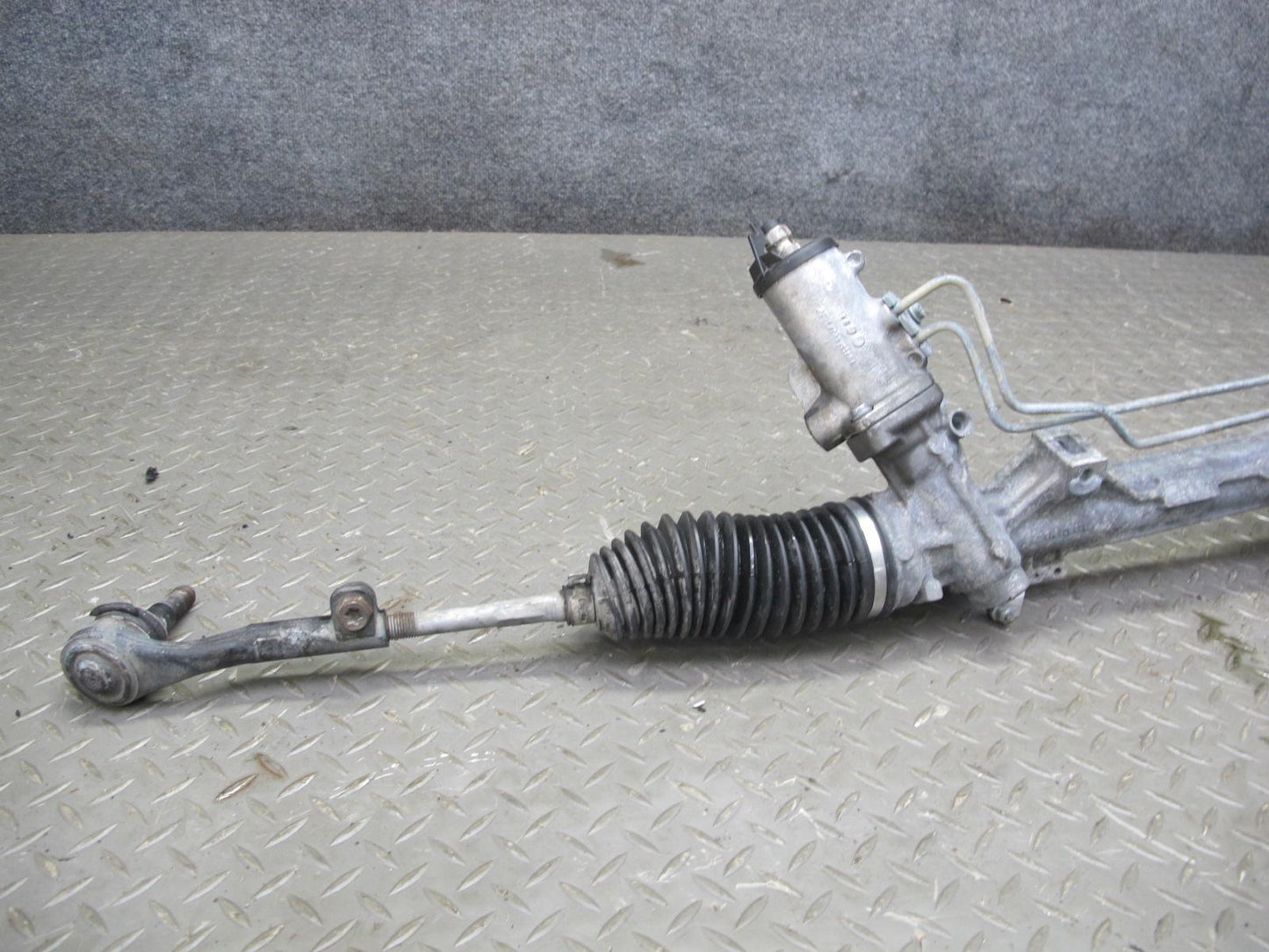 08-13 BMW E82 E88 135i RWD L5 Power Steering Rack & Pinion Gear 6777459 OEM