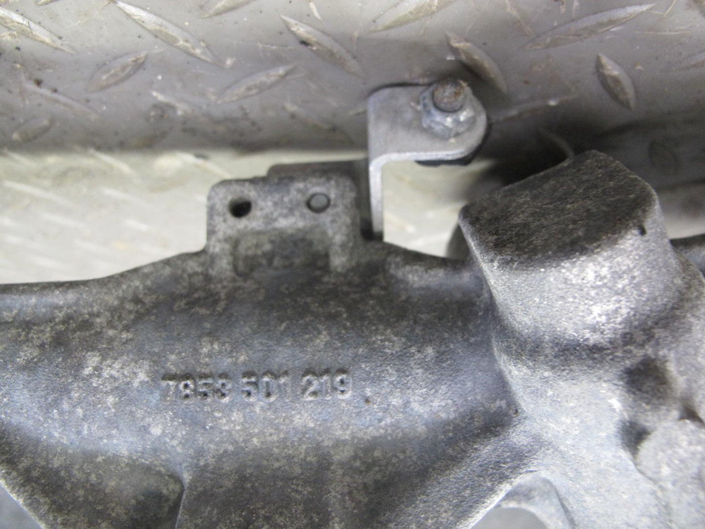 08-13 BMW E82 E88 135i RWD L5 Power Steering Rack & Pinion Gear 6777459 OEM