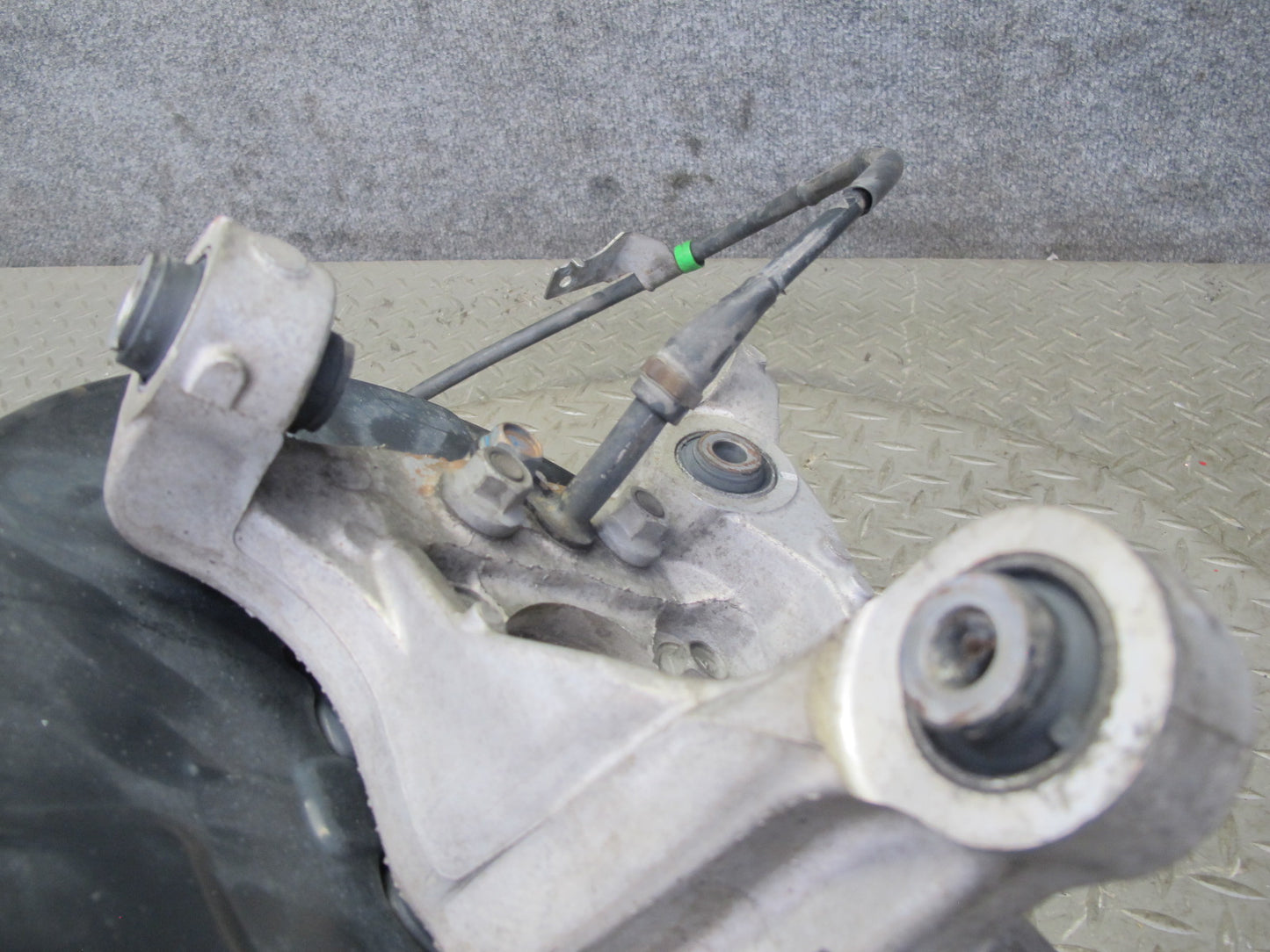 13-14 Nissan Z34 370Z Rear Right Spindle Knuckle Wheel Hub Bearing 98K Miles OEM