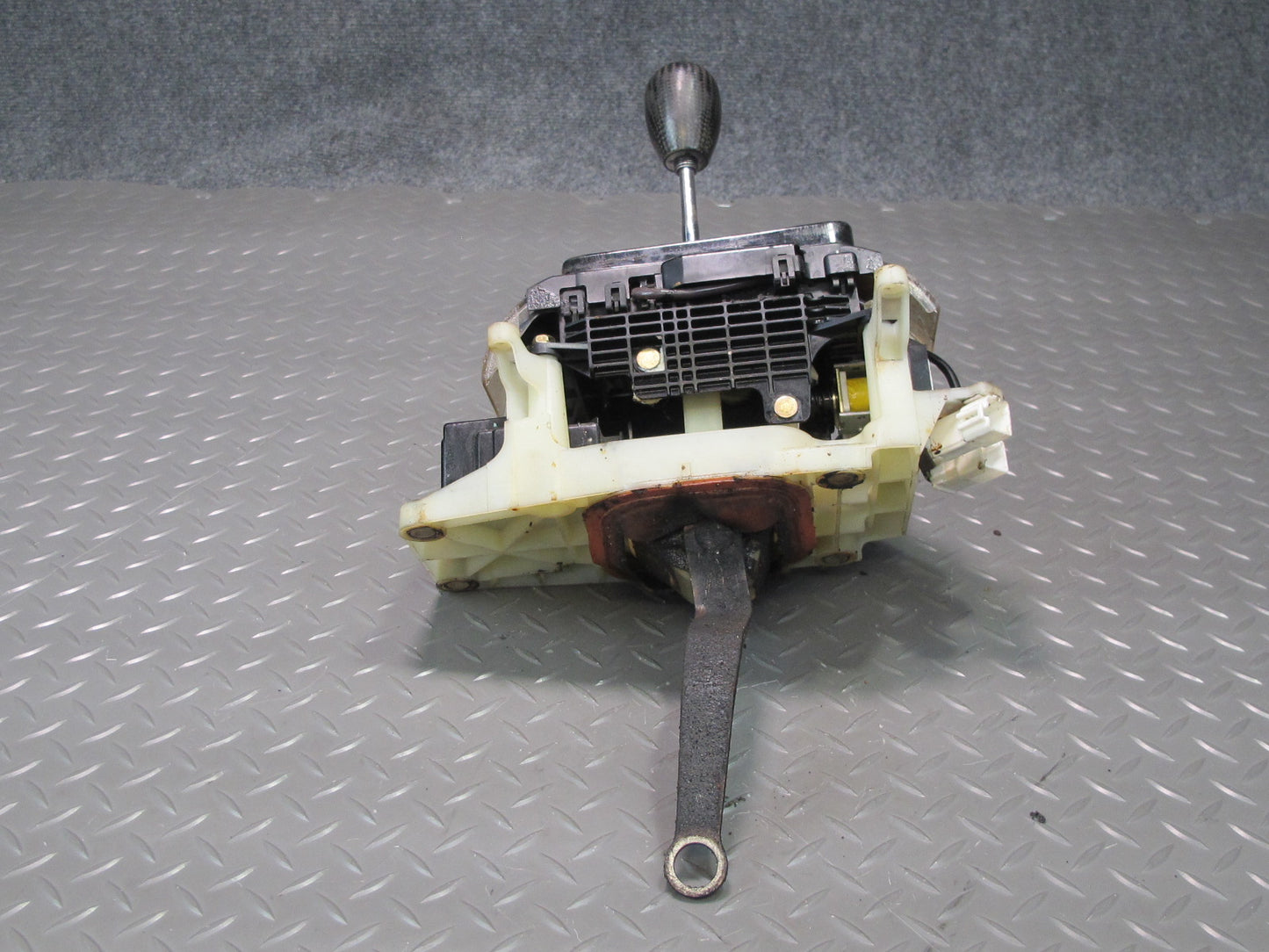 98-00 Lexus UZZ30L SC400 SC300 A/T Gear Shifter w Aftermarket Shifter Knob OEM