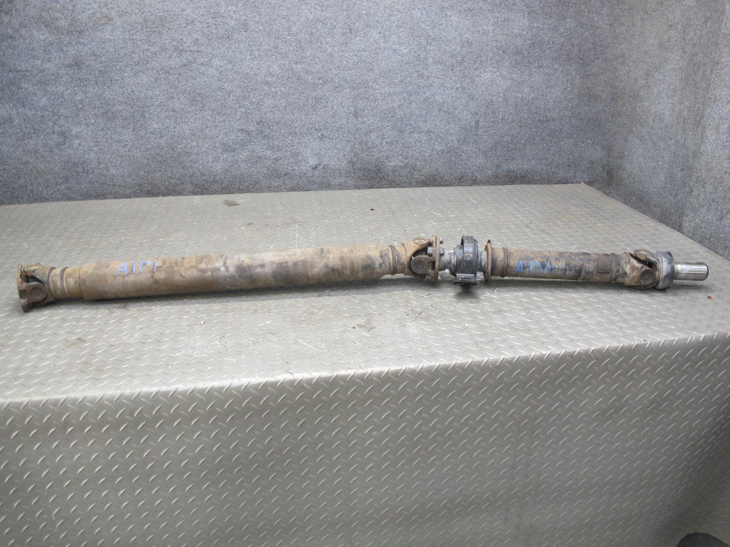 96-98 Toyota MARK2 JZX100 Tourer S A/T Rear Driveshaft 37k Miles OEM