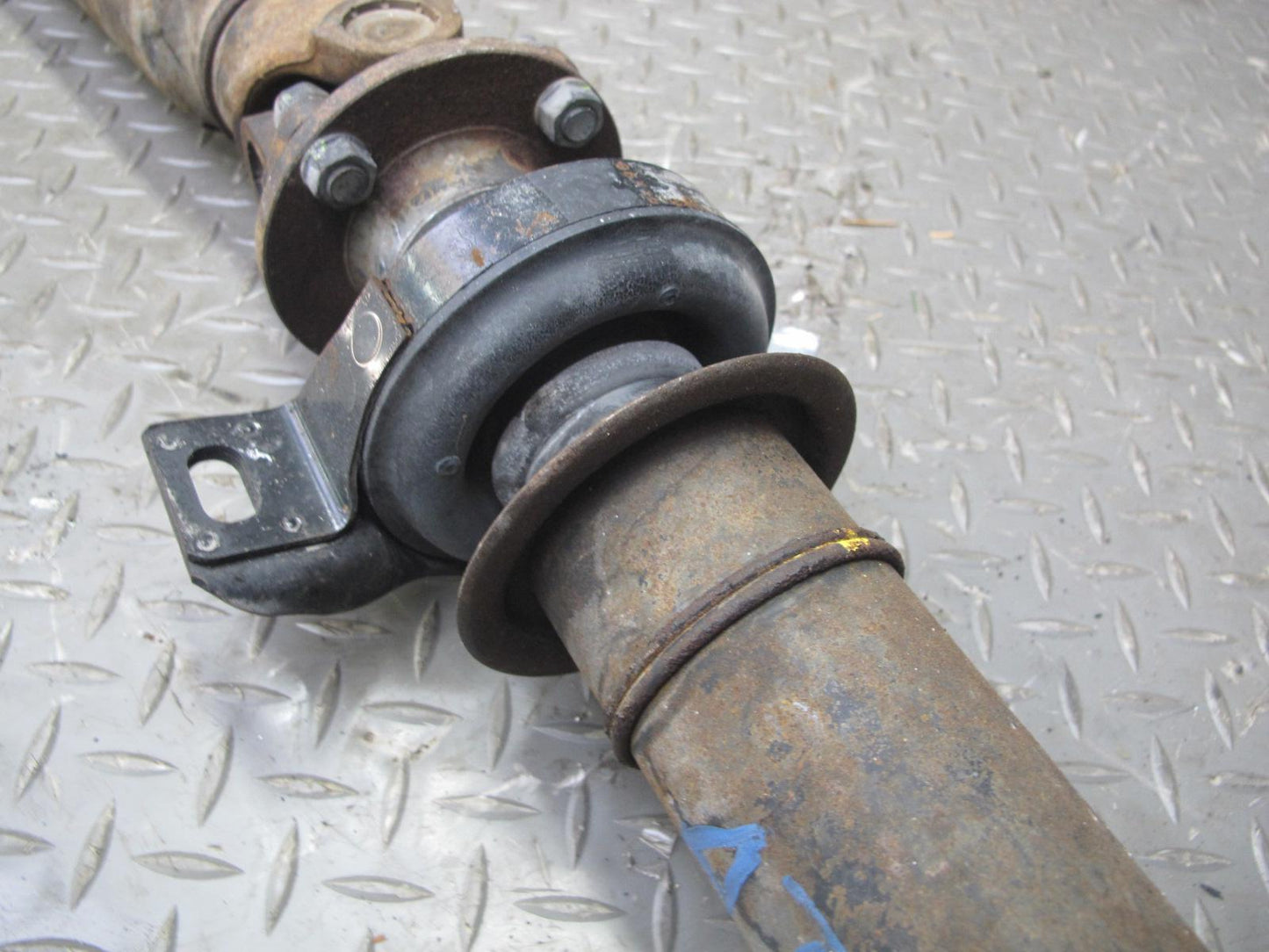 96-98 Toyota MARK2 JZX100 Tourer S A/T Rear Driveshaft 37k Miles OEM