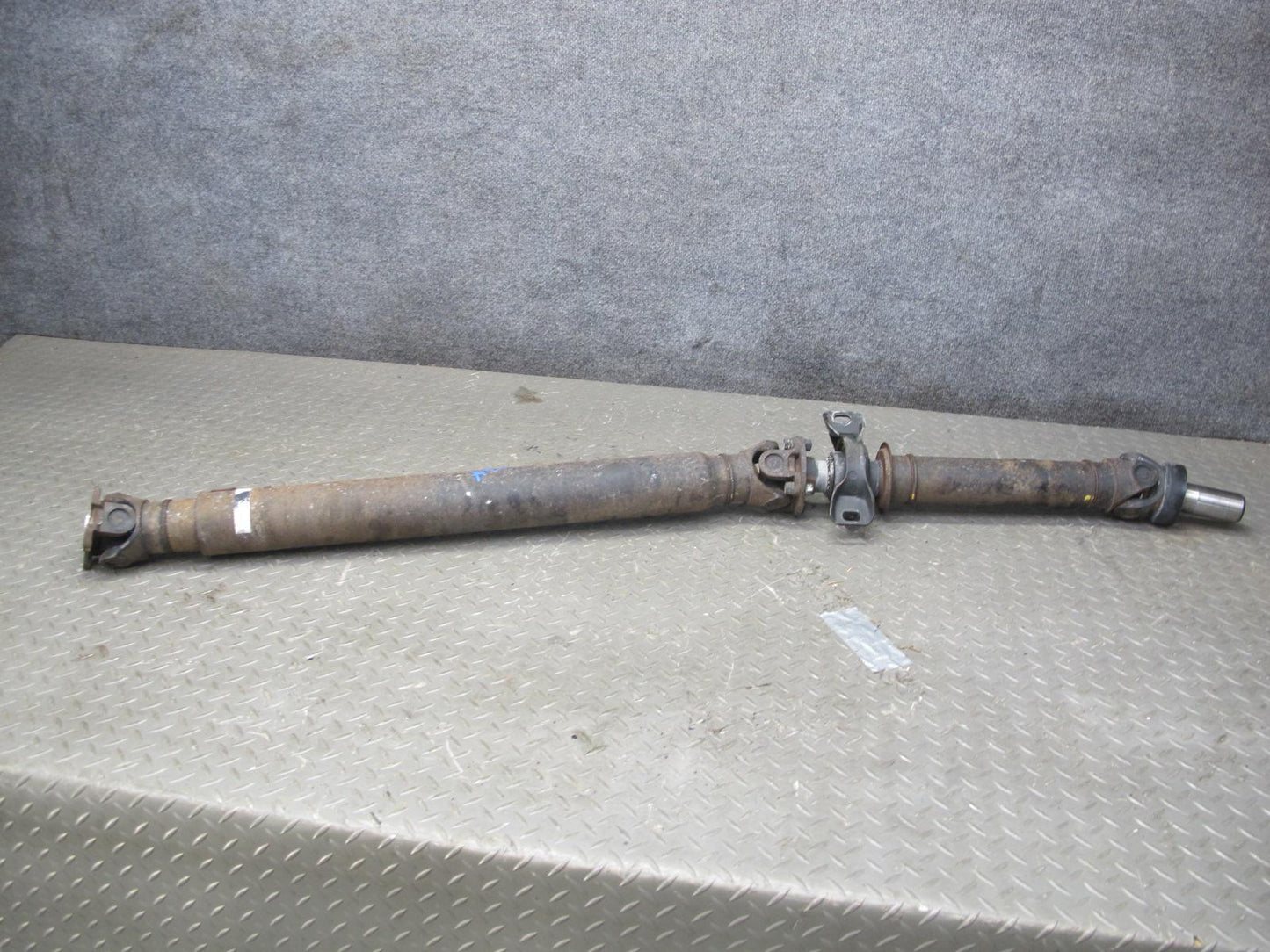 96-98 Toyota MARK2 JZX100 Tourer S A/T Rear Driveshaft 37k Miles OEM