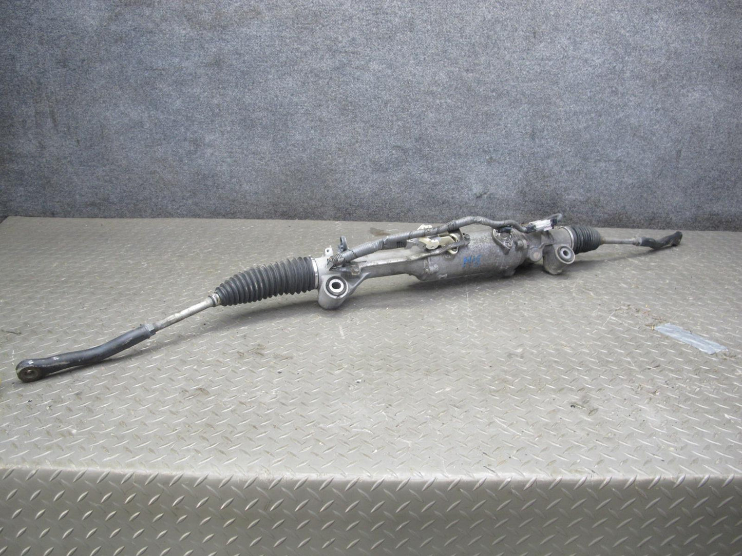 10-13 Lexus IS350 IS250 Convertible RWD Power Steering Rack & Pinion Gear OEM