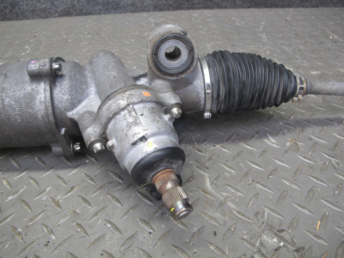 10-13 Lexus IS350 IS250 Convertible RWD Power Steering Rack & Pinion Gear OEM