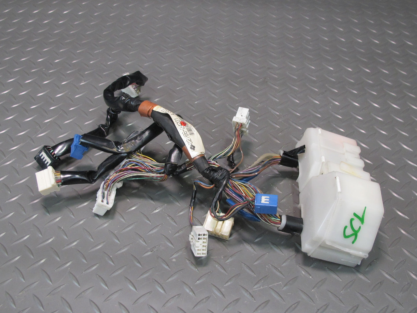98-00 Lexus UZZ30L SC300 SC400 Console Box Wire Wiring Harness 82166-24221 OEM