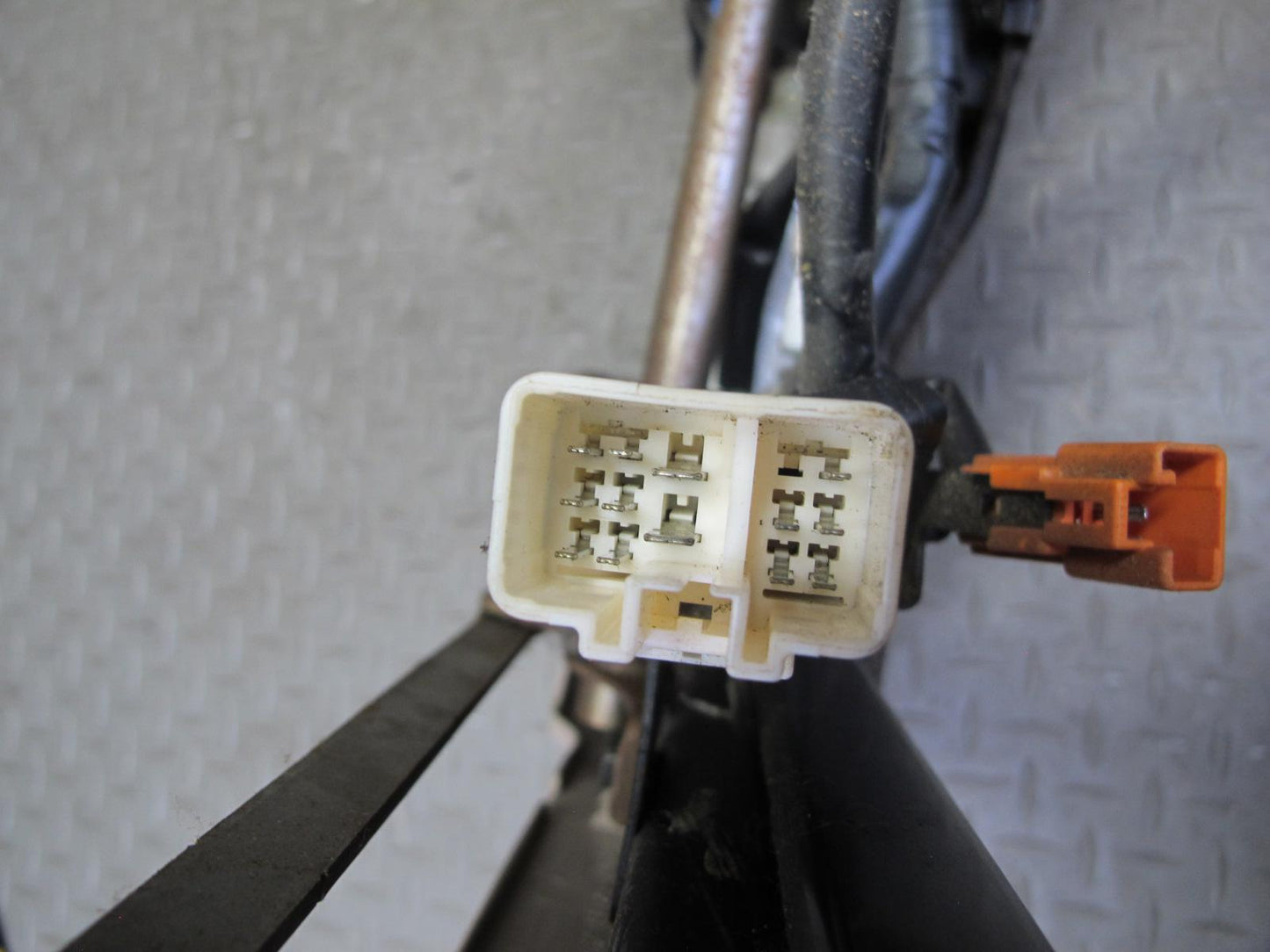 95-00 Lexus SC300 SC400 Front Left Seat Lower Frame Track Rail w Motors OEM