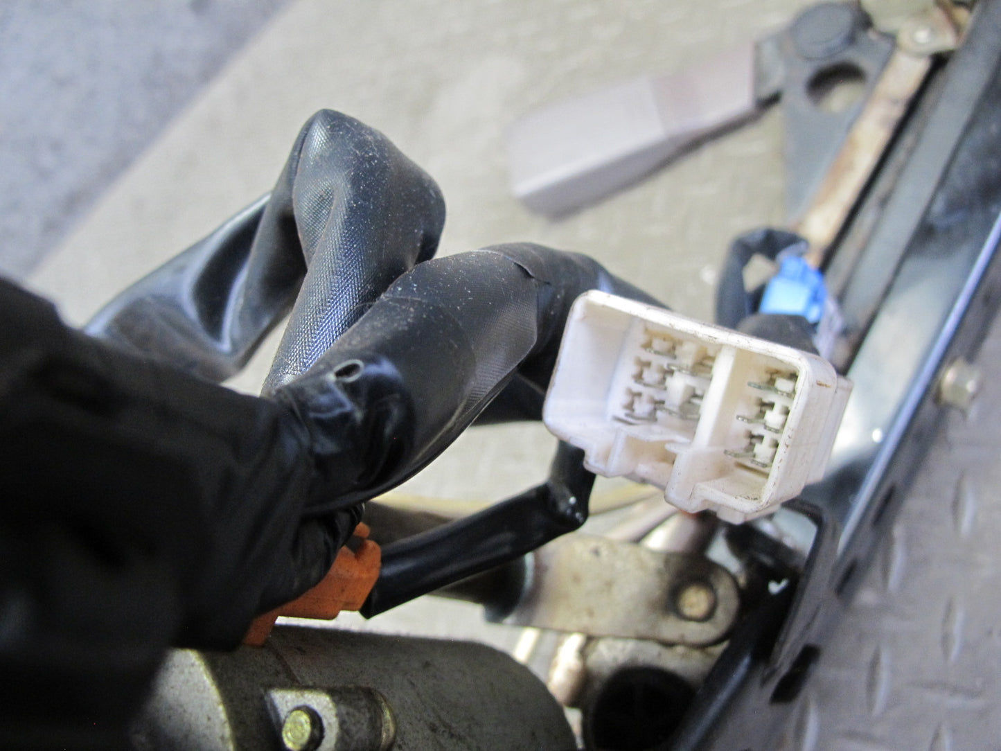 95-00 Lexus SC300 SC400 Front Left Seat Lower Frame Track Rail w Motors OEM