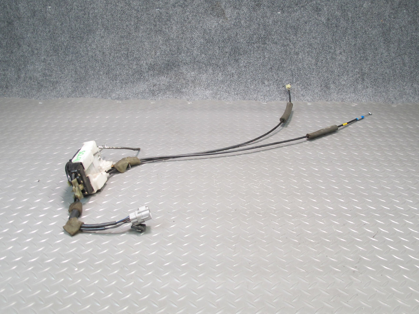 92-00 Lexus UZZ30L SC300 SC400 Front Right Pass Door Lock Latch Actuator OEM