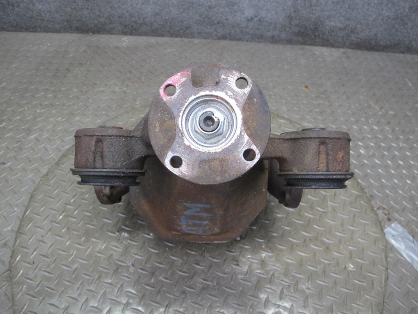 96-98 Toyota MARK2 JZX100 Tourer S 1JZGE Rear Differential Carrier 4.1 Ratio 37k