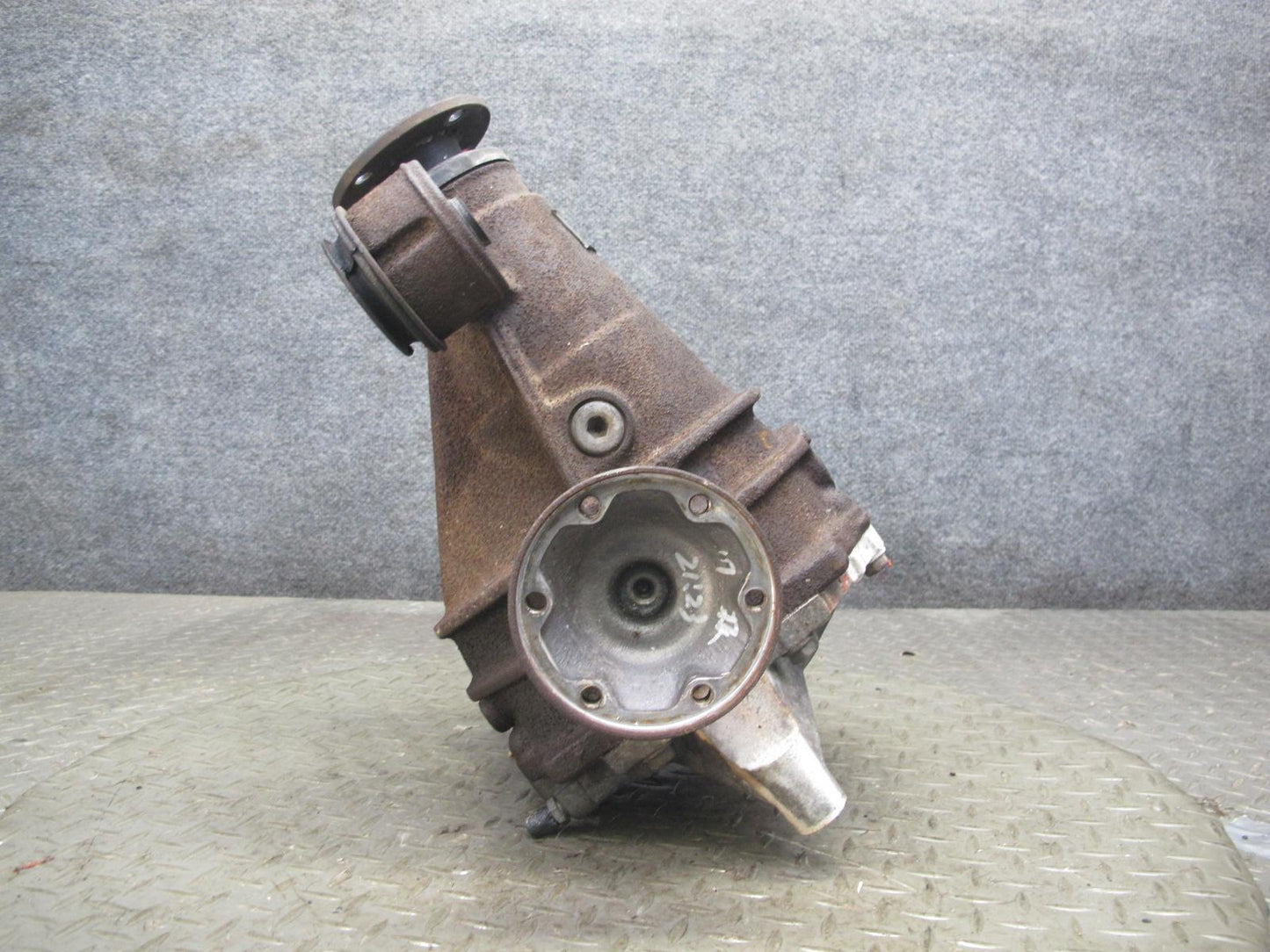 96-98 Toyota MARK2 JZX100 Tourer S 1JZGE Rear Differential Carrier 4.1 Ratio 37k