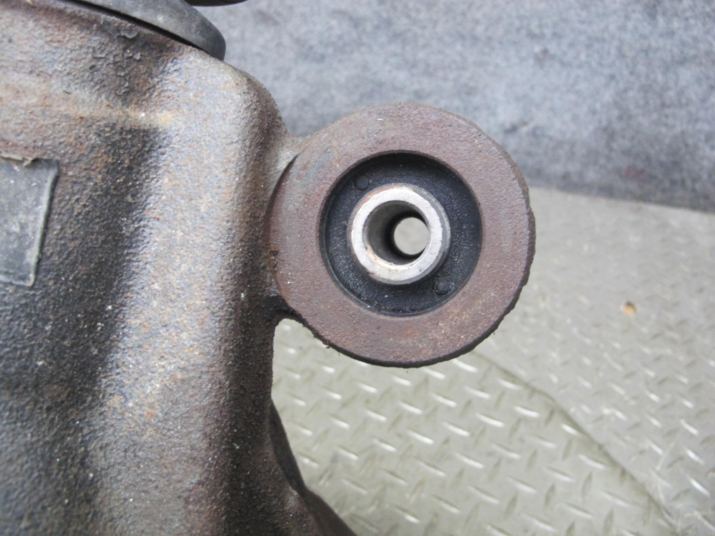 96-98 Toyota MARK2 JZX100 Tourer S 1JZGE Rear Differential Carrier 4.1 Ratio 37k