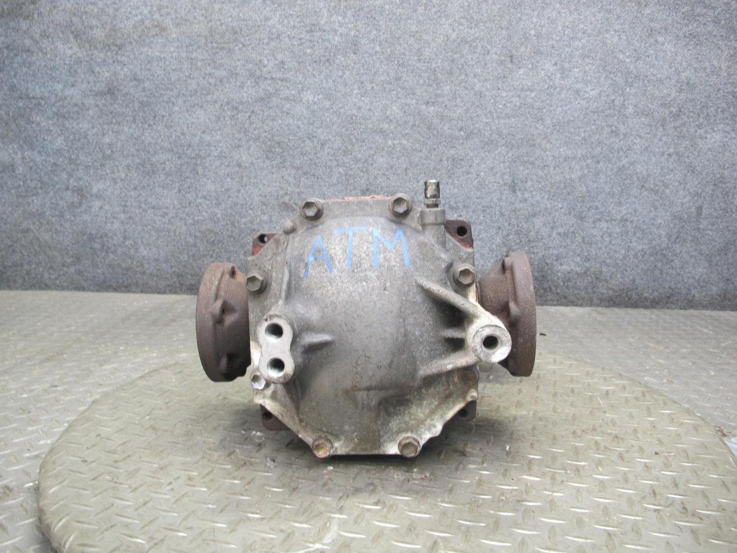 96-98 Toyota MARK2 JZX100 Tourer S 1JZGE Rear Differential Carrier 4.1 Ratio 37k