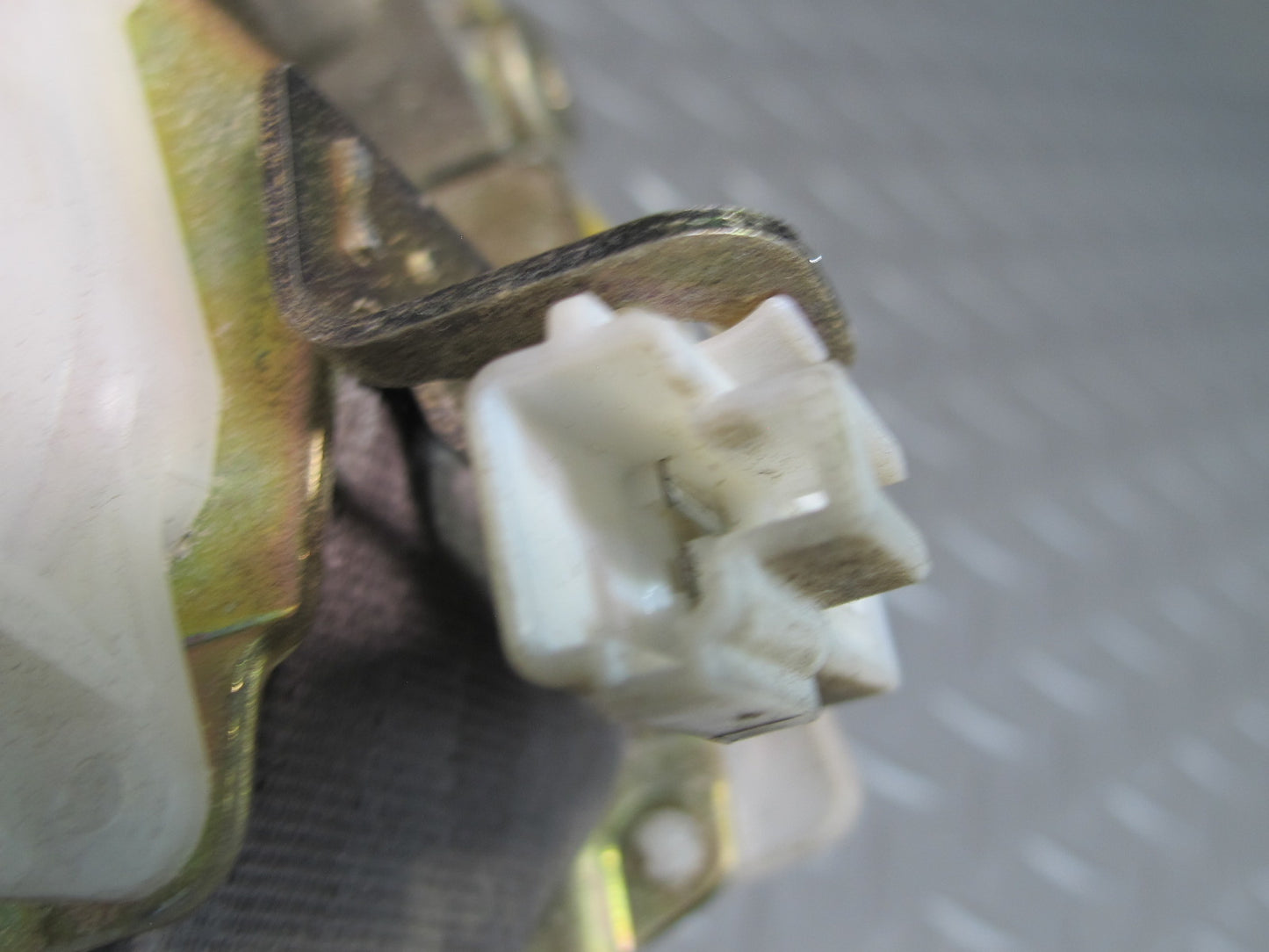 97-00 LEXUS SC300 SC400 FRONT RIGHT & LEFT SIDE SEATBELT RETRACTOR SET OEM