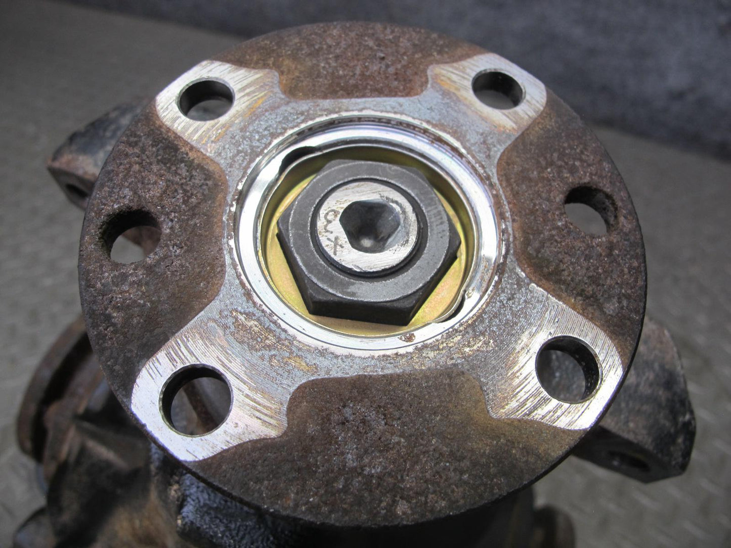 01-02 BMW E36/7 Z3 3.0L M54 M/T Rear Differential Carrier LSD 3.07 Ratio 94K OEM