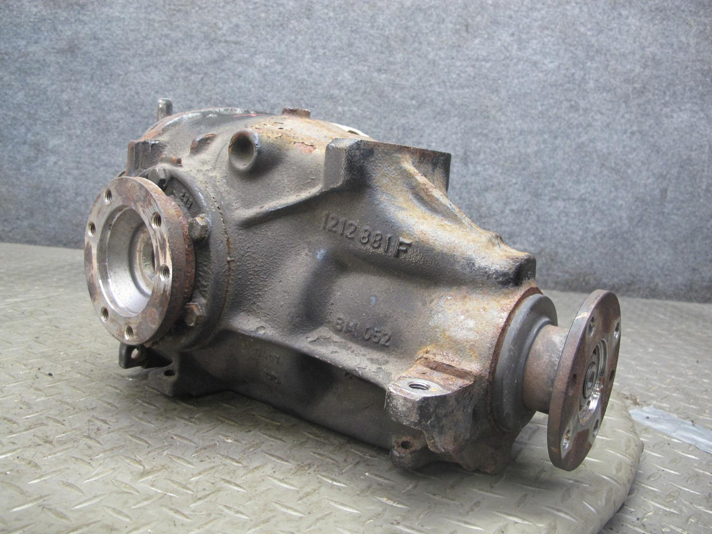 01-02 BMW E36/7 Z3 3.0L M54 M/T Rear Differential Carrier LSD 3.07 Ratio 94K OEM