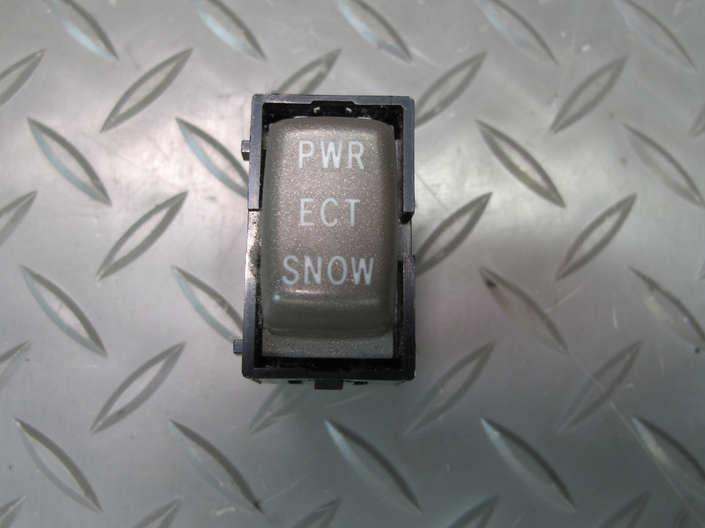 04-06 Lexus UCF30L LS430 Power ECT Snow Button Switch OEM