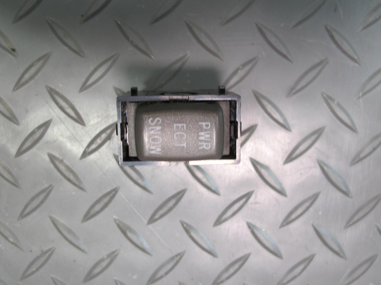 04-06 Lexus UCF30L LS430 Power ECT Snow Button Switch OEM