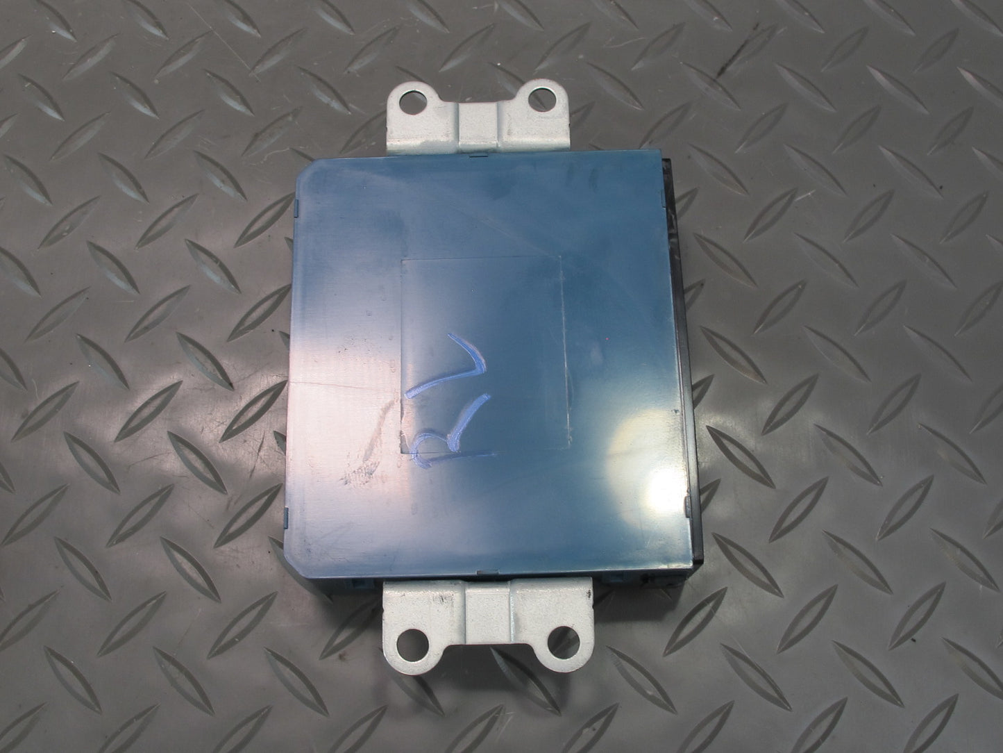 04-06 Lexus LS430 Rear Left or Right Door Control Module OEM