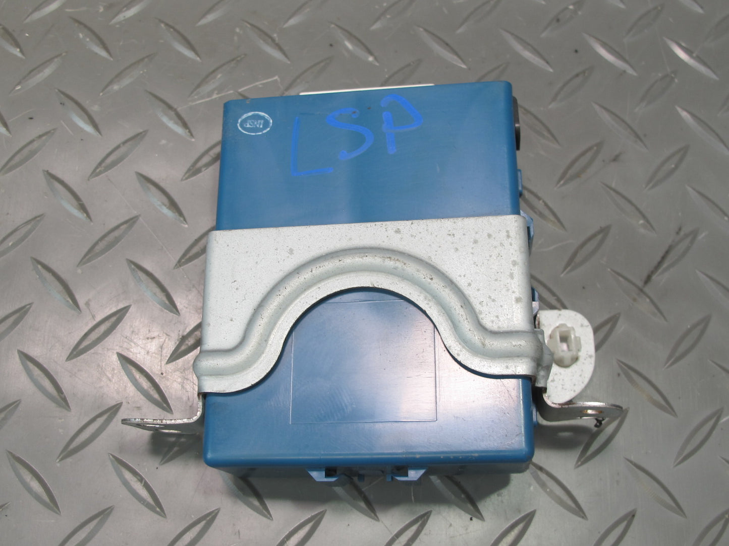 04-06 Lexus UCF30L LS430 Network Gateway Control Module 89111-50040 OEM