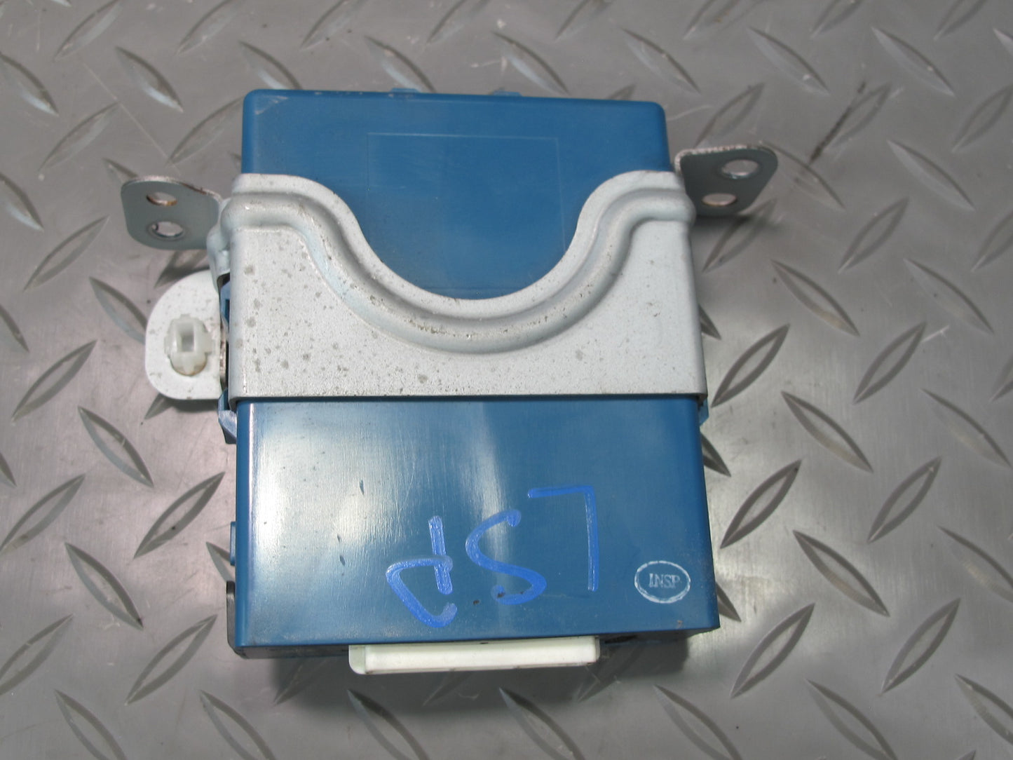 04-06 Lexus UCF30L LS430 Network Gateway Control Module 89111-50040 OEM